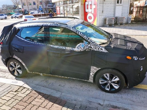 雪佛兰Bolt EUV最新路试谍照 或于1月发布