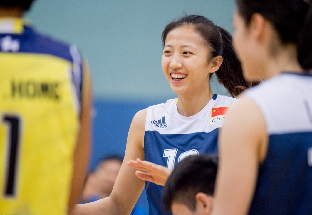 丁霞因疫情滞留石家庄缺席中国女排集训坚强小蚂蚁为家乡加油