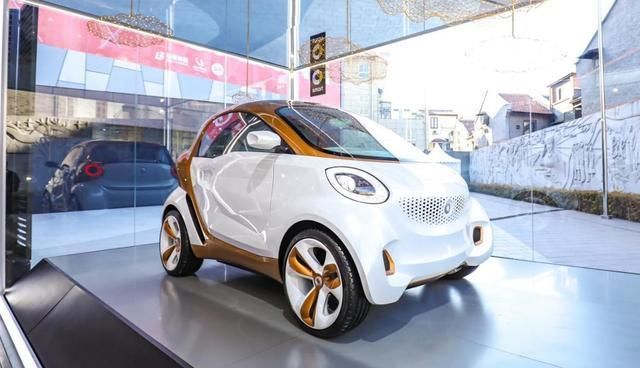 奔驰与吉利合作纯电动车,智马达汽车国产smart将于2022年发布