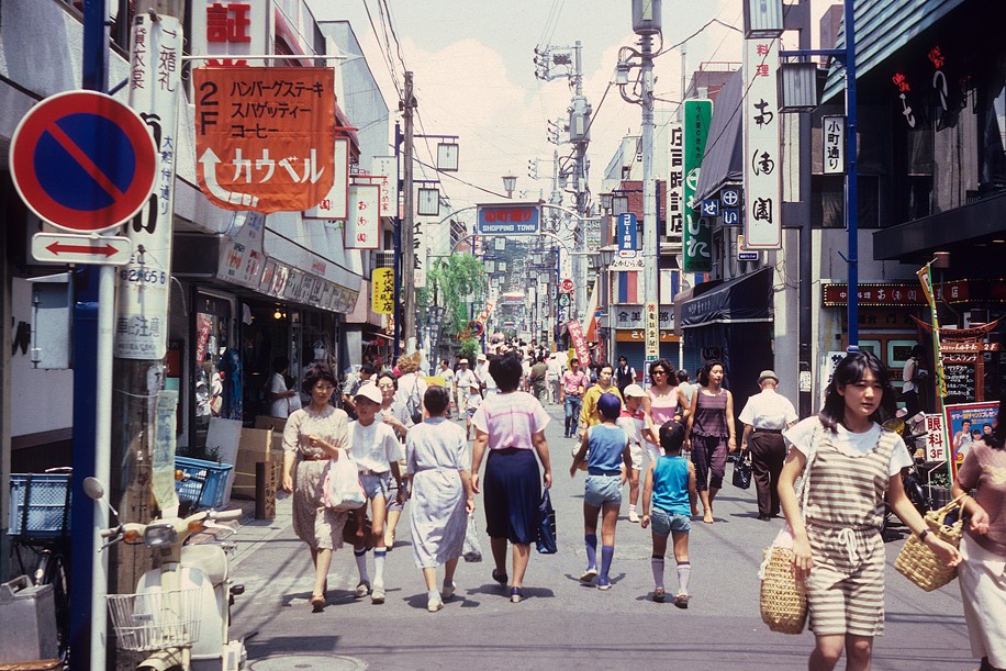 老照片1982年的日本您感觉怎样