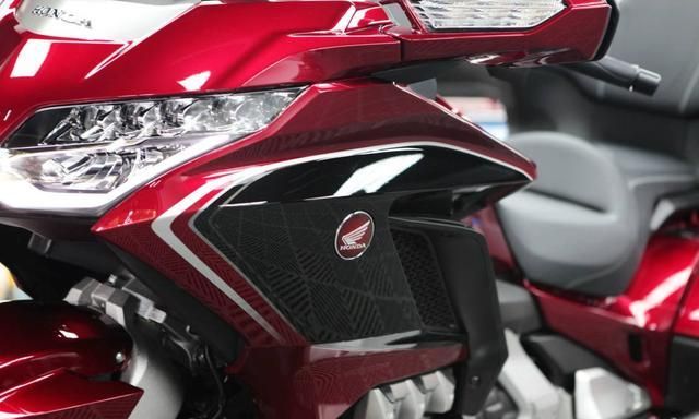 为梦想保鲜 本田金翼贴隐形车衣花多少钱?