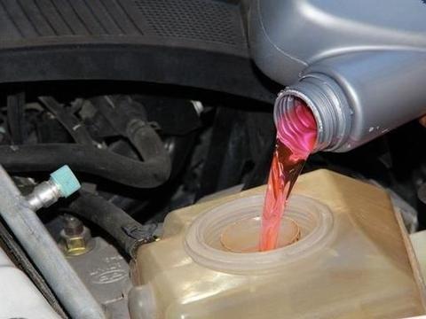 冷车启动,水温多久升到90度算正常?四个原因会导致水温低