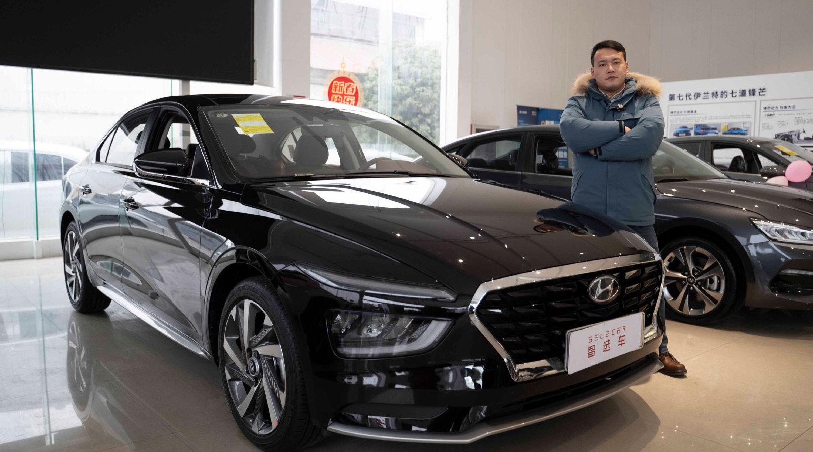 错位竞争，瞄准轩逸和速腾，现代名图到店实拍