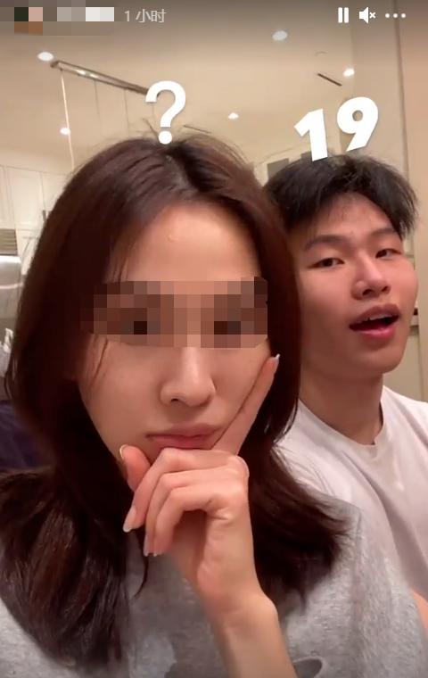 陈坤儿子近照曝光,和美女紧贴疑有恋情,老爸被曝要和周迅闪婚? 陈坤儿子近照曝光,和美女紧贴疑有恋情,老爸被曝要和周迅闪婚?