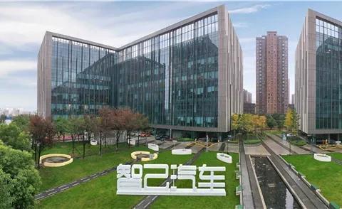 “IM智己”品牌全球三地同时首发 两款新车正式亮相！