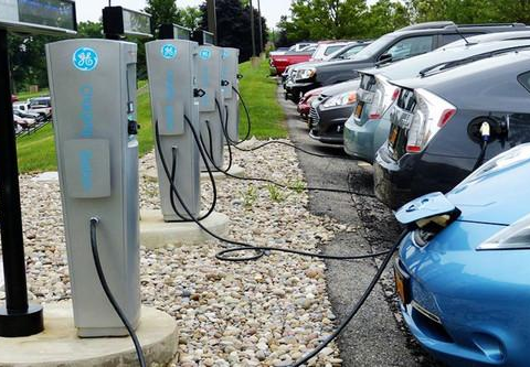 新能源用车环境改善明显 2020年全国新增充电设施46.2万台