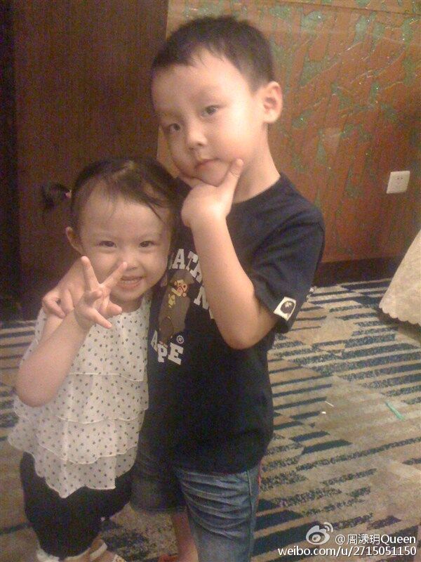 还记得《小戏骨红楼梦》里的林黛玉吗？她13岁腿好长！