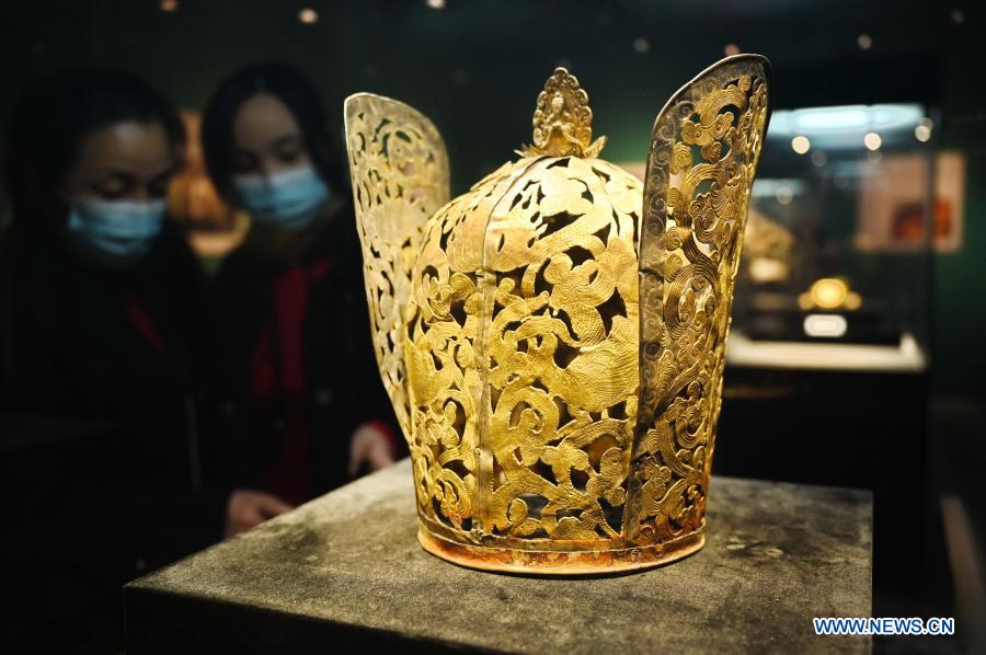 An exhibit is displayed during an exhibition of cultural relics from ancient China's Liao Dynasty (907-1125) at Fujian Museum in Fuzhou City, southeast China's Fujian Province, Jan. 17, 2021. The exhibition, displaying a total of 120 precious treasures, lasts until March 28 and is free to the public. (Xinhua/Lin Shanchuan)