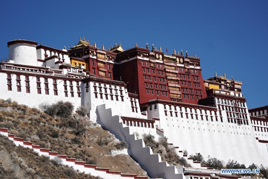 Photo taken on Jan. 18, 2021 shows a view of the Potala Palace, a UNESCO world heritage site dating back to the 7th century, in Lhasa, capital of southwest China's Tibet Autonomous Region. (Xinhua/Zhan Yan)