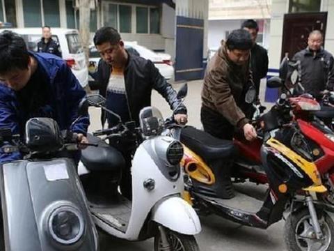 电动车“每天充”和“用完充”,哪个更好,答案未必和你想的一样