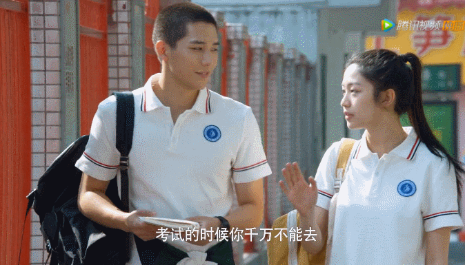 这样强强联合,从校园到殿堂,从校服到婚纱的爱情可太让人羡慕了.