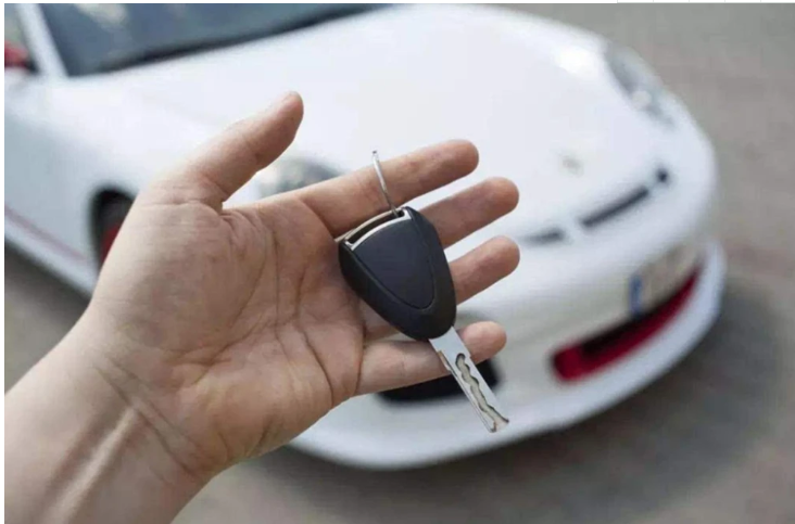 中国人口超过14亿，为何私家车卖不动了？车主压力太大