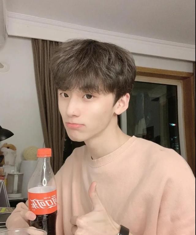 春节男生发型怎么剪才帅?就留这4款,剪完帅气又显潮男