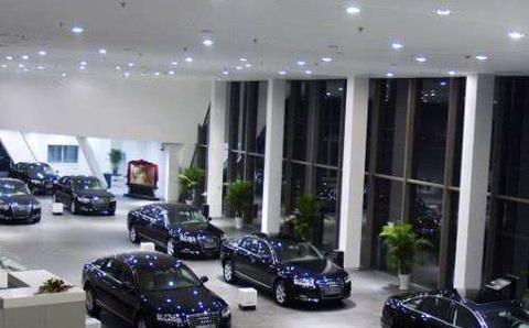 买车后千万别上头,新车先在4S店放一晚,老司机：这样吃不了亏