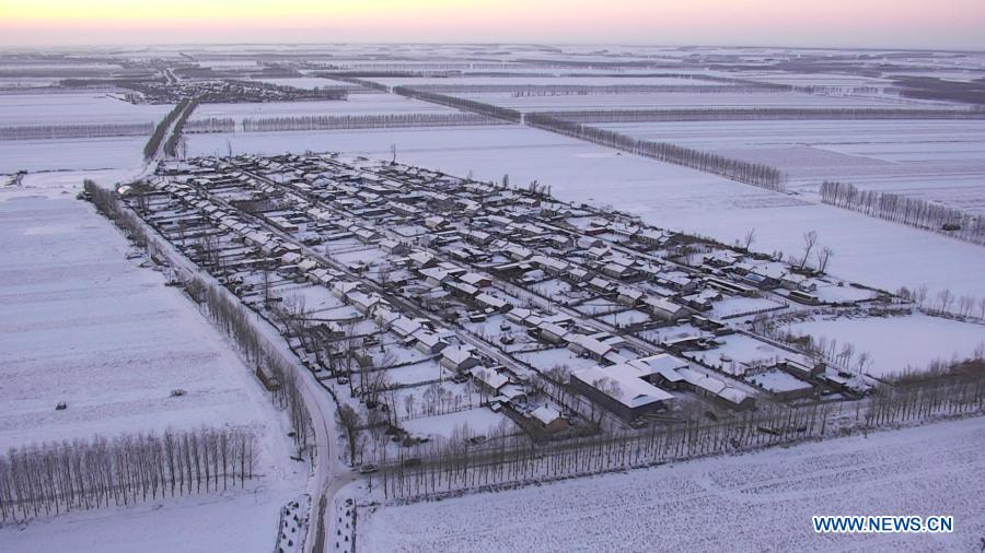 Aerial photo taken on Jan. 18, 2021 shows Liuhongjiang Village of Wangkui County in the city of Suihua, northeast China's Heilongjiang Province. Wangkui County has been classified as a high-risk area for COVID-19 since 7 a.m. Wednesday in the wake of newly emerged cases, according to the county's epidemic prevention and control headquarters. (Xinhua)