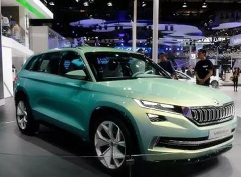 新车比卡宴漂亮,配六座不足18万,档次超50万