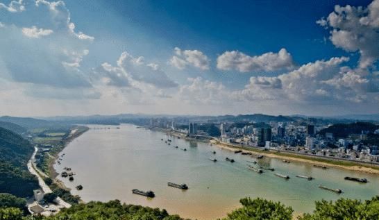 广东名小吃排行_广东一件事,地点在深圳,网友:这里面一定有猫腻(2)