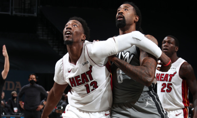 篮网三巨头合砍56分胜热火！