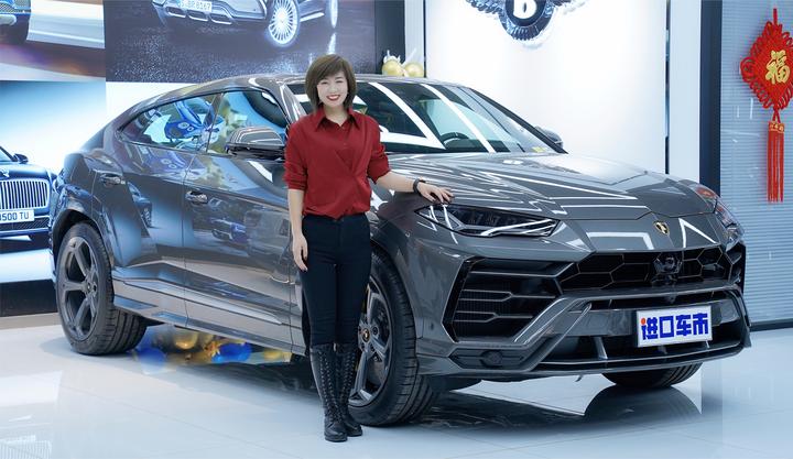 速度不输超跑，实拍兰博基尼野牛URUS，这是真的牛！