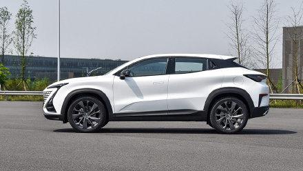 奇瑞不负众望！新车比UNIT还漂亮，双门四排气还带镂空扰流板