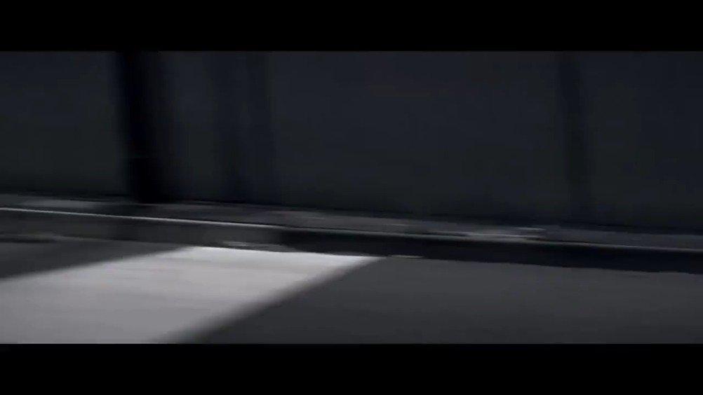 阿尔法罗密欧Giulia广告视频，通过动与静的结合……