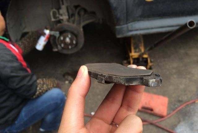 拒绝被忽悠过度保养,刹车吱吱响就要换刹车片?