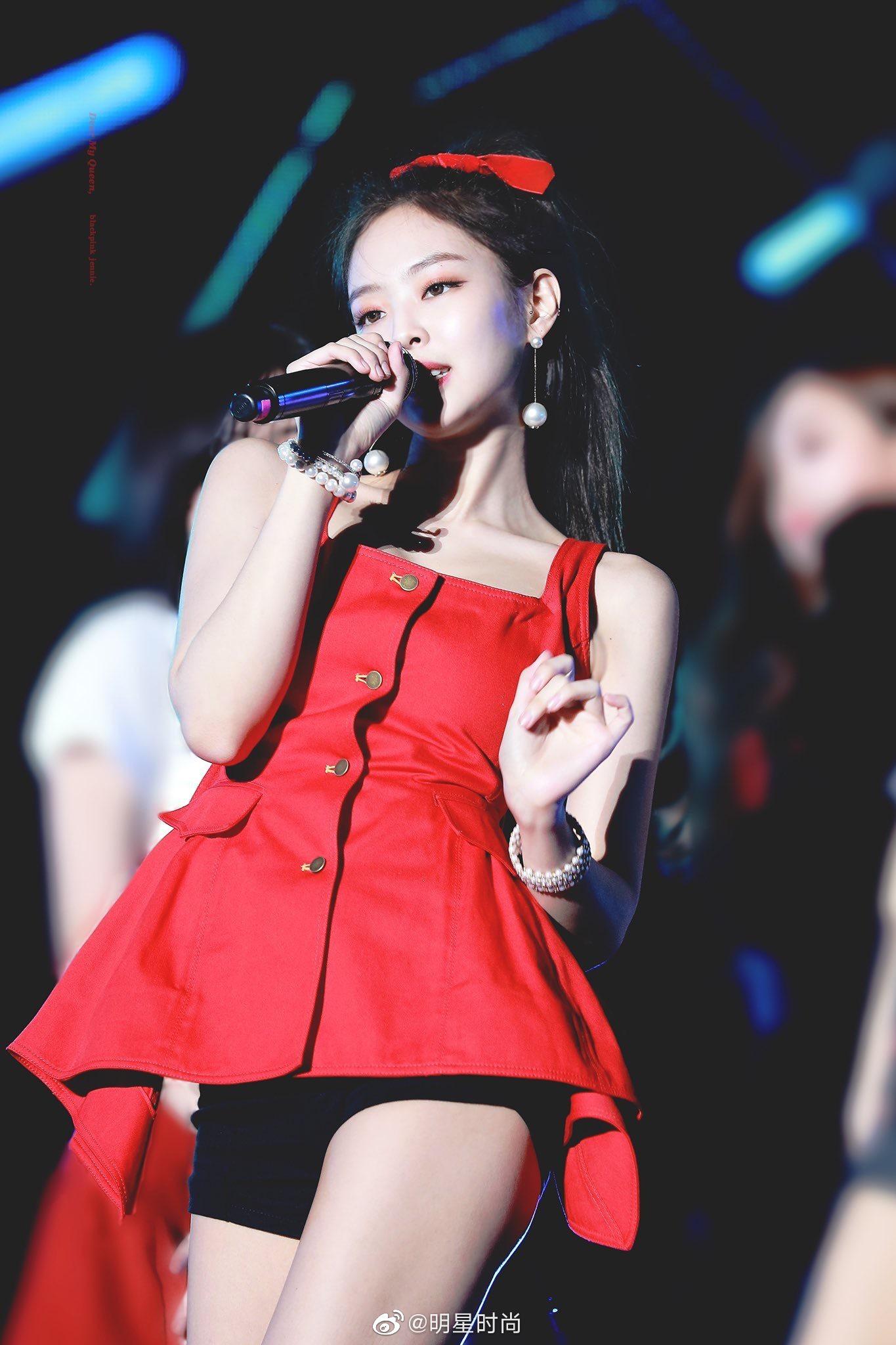 jennie双马尾舞台,jennie双马尾 jennie这个舞台造型太美了