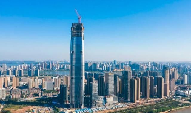 继绿地中心后,武汉又一高楼被"削顶,投资150亿落户汉口