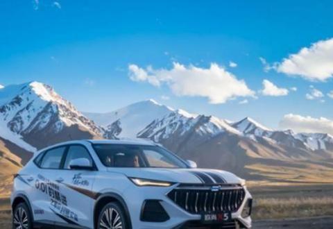 长安欧尚X5全新塑光美学的设计造型