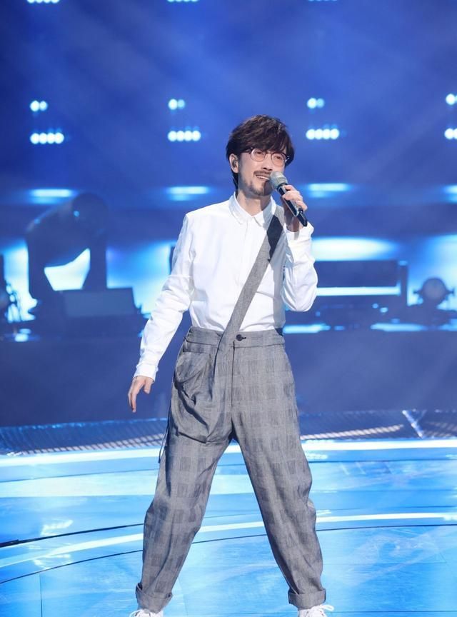 歌曲排行榜前十名_UNI音乐榜前十,刘宇宁垫底,华晨宇第三,榜首实至名归