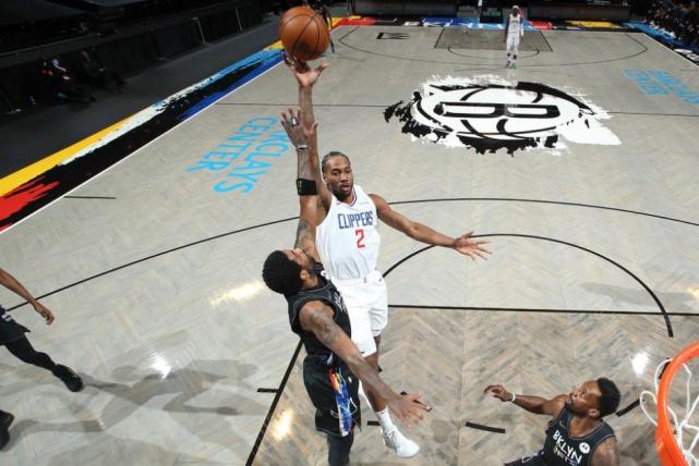 三巨头合砍90分篮网胜快船（图）