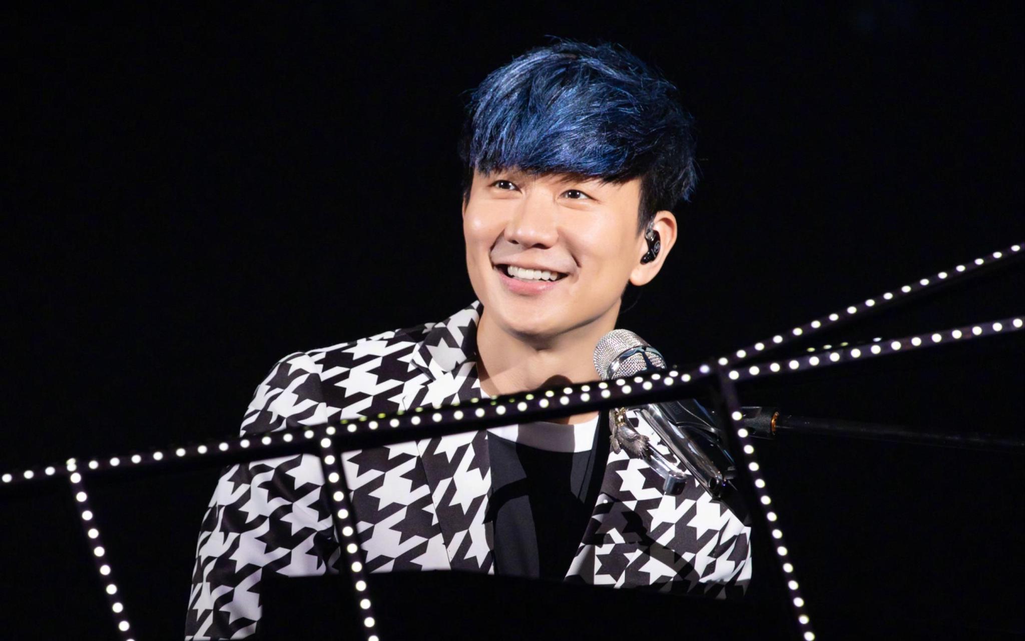 求大神帮我看下《Charlie Brown》coldplay唱的这首歌的节拍啊。是几几拍的。如果附有