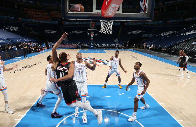 浪投大队！火箭全场三分惨不忍睹46中12，六连胜被终结输在两点