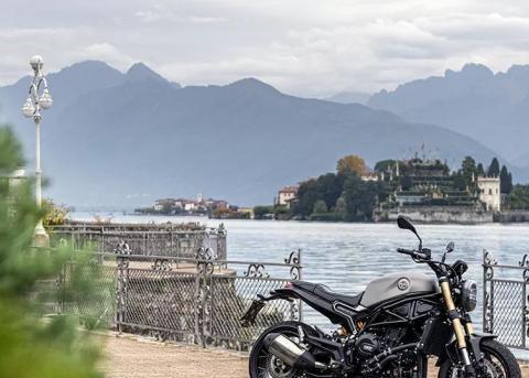 贝纳利推出全新幼狮800,捍卫国产最大排量复古车,对标春风700