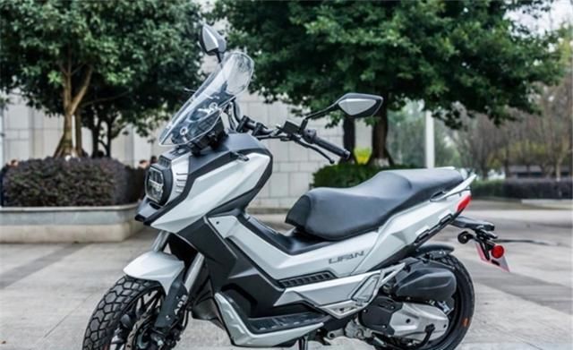 力帆摩托车150报价图片,力帆150摩托车图片 力帆全新摩托曝光,150cc的发动机,引爆市场-新浪汽车