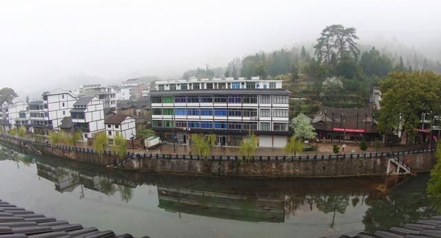 温州外地人口_温州发生交通事故,一车主态度嚣张瞧不起外地人:外地人滚蛋!