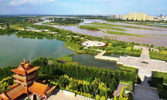 gdp的缺陷_与深圳齐名的城市,GDP不足3000亿,如今因港珠澳大桥而远近闻名