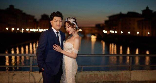 安徽台一姐余声现身婚宴捞金,嫁富二代生有一子,豪门阔太也缺钱 安徽台一姐余声现身婚宴捞金,嫁富二代生有一子,豪门阔太也缺钱