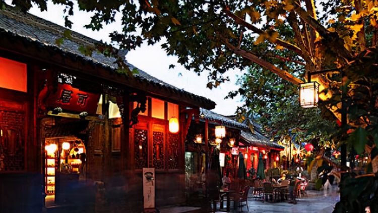 成都“旅游地标”，是历史文化“商业街”，就地过年的朋友值得去