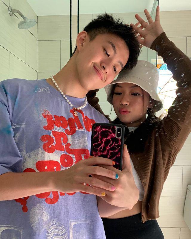 七哥 rich Brian女朋友,七哥richBrian女朋友 希望你们都能和七哥一样拥有甜甜的恋爱69781569#richbrian