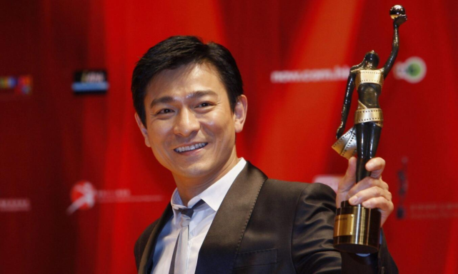 盘点演艺圈十大“德艺双馨”明星,你最喜欢谁? 盘点演艺圈十大“德艺双馨”明星,你最喜欢谁?