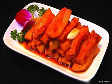 美食推荐：萝卜干炒扣肉、脆皮小河鱼、外婆萝卜条制作方法