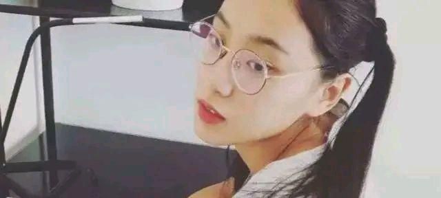 继“留学生刘玥”之后,又一位“福利姬”入驻B站,单日涨粉6万!-黑料社 继“留学生刘玥”之后,又一位“福利姬”入驻B站,单日涨粉6万!-黑料社