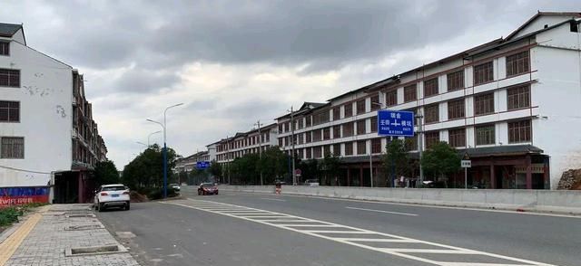 龙南2021年GDP_不知道大家有没有发现经常跑国道发现现在江西地区除了GDP