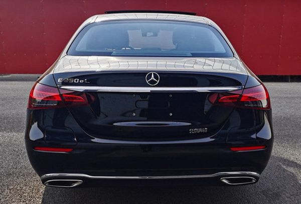 奔驰s600l新车报价2021款,迈巴赫s600官方报价 奔驰又要爆发了,2021年推8款新车,新奔驰s成"开胃菜"