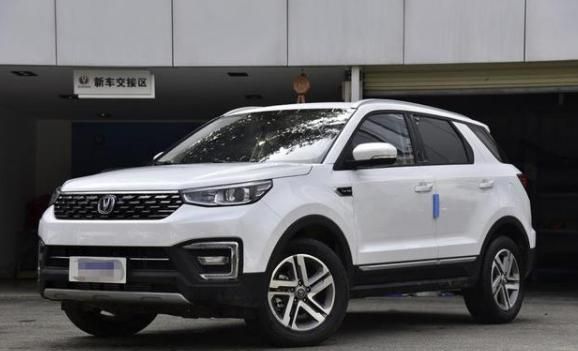裸车10万喜提长安cs55,仅开2个月,车主感慨:一肚子话不得不说