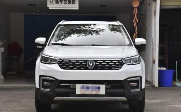 裸车10万喜提长安cs55,仅开2个月,车主感慨:一肚子话不得不说