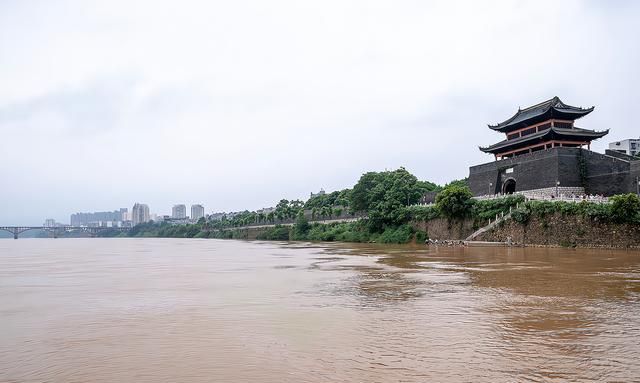 赣州旅游去哪里?这3个景点非常值得一去,景美人少文化底蕴深厚图2