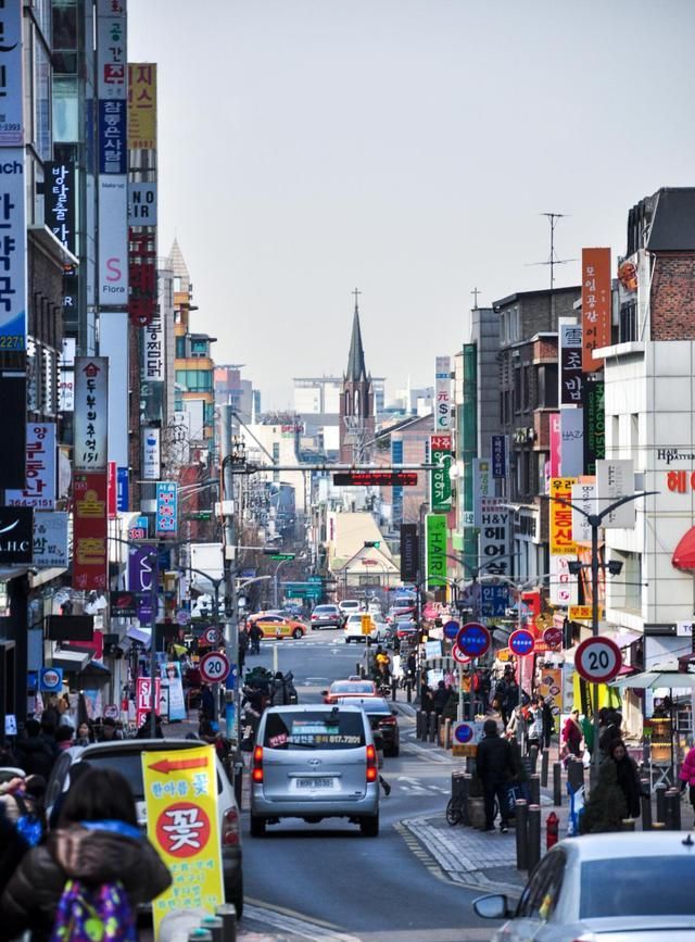 实拍韩国首尔商业街破旧狭窄又拥挤却充满烟火气息