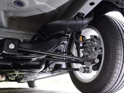 买车要舒适，别捏座椅！了解这几种悬架，能让你坐得很舒服